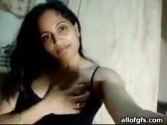 An instance of my Desi brunette housewife masturbating that I self-recorded
